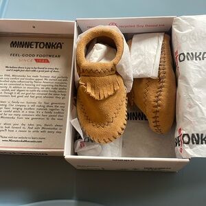 MINNETONKA infant moccasins